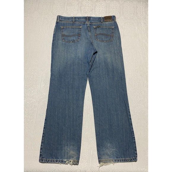 Lee Other - Lee Premium Select Relaxed Fit Jeans Mens 38x32 Medium Wash Blue Straight Leg